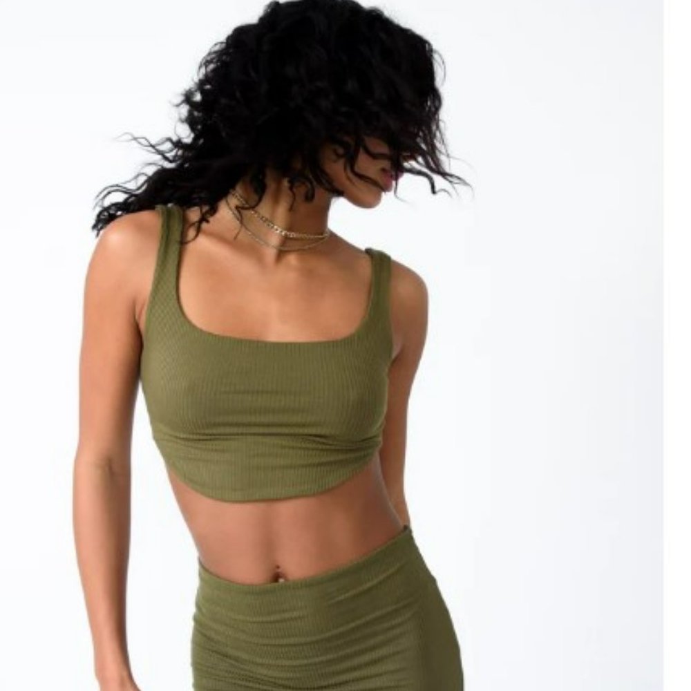 SKATIE Mecah Tank Lg New in Palm